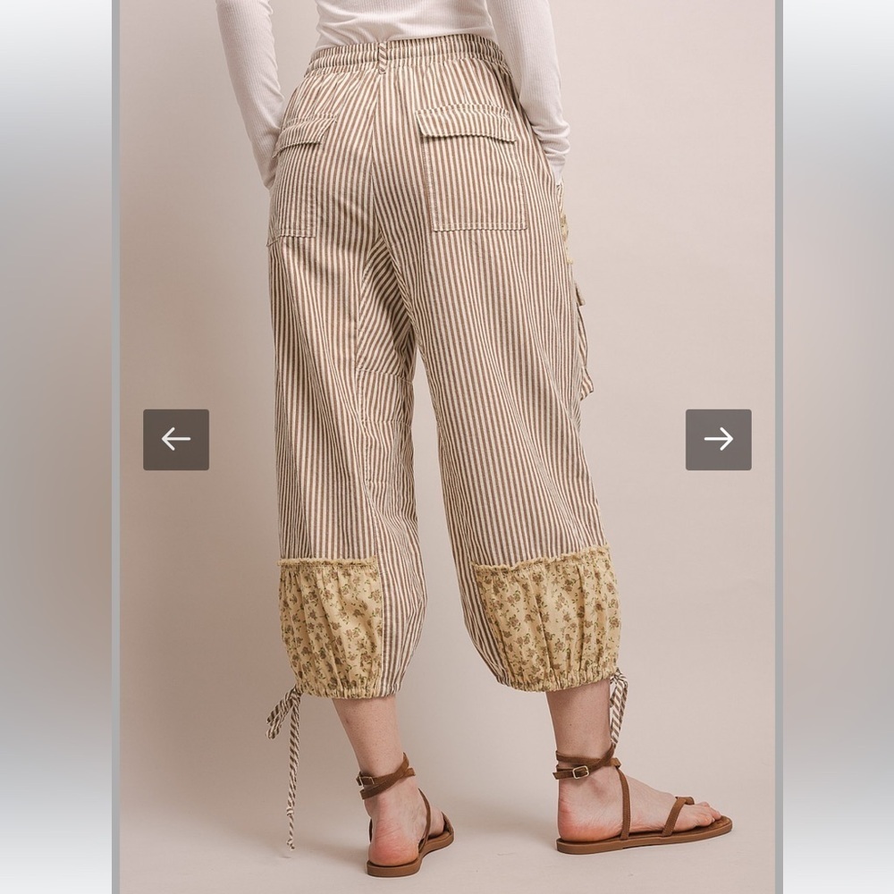 Blue velvet Floral Patchwork Striped cropped Pants - Picture 2 of 5